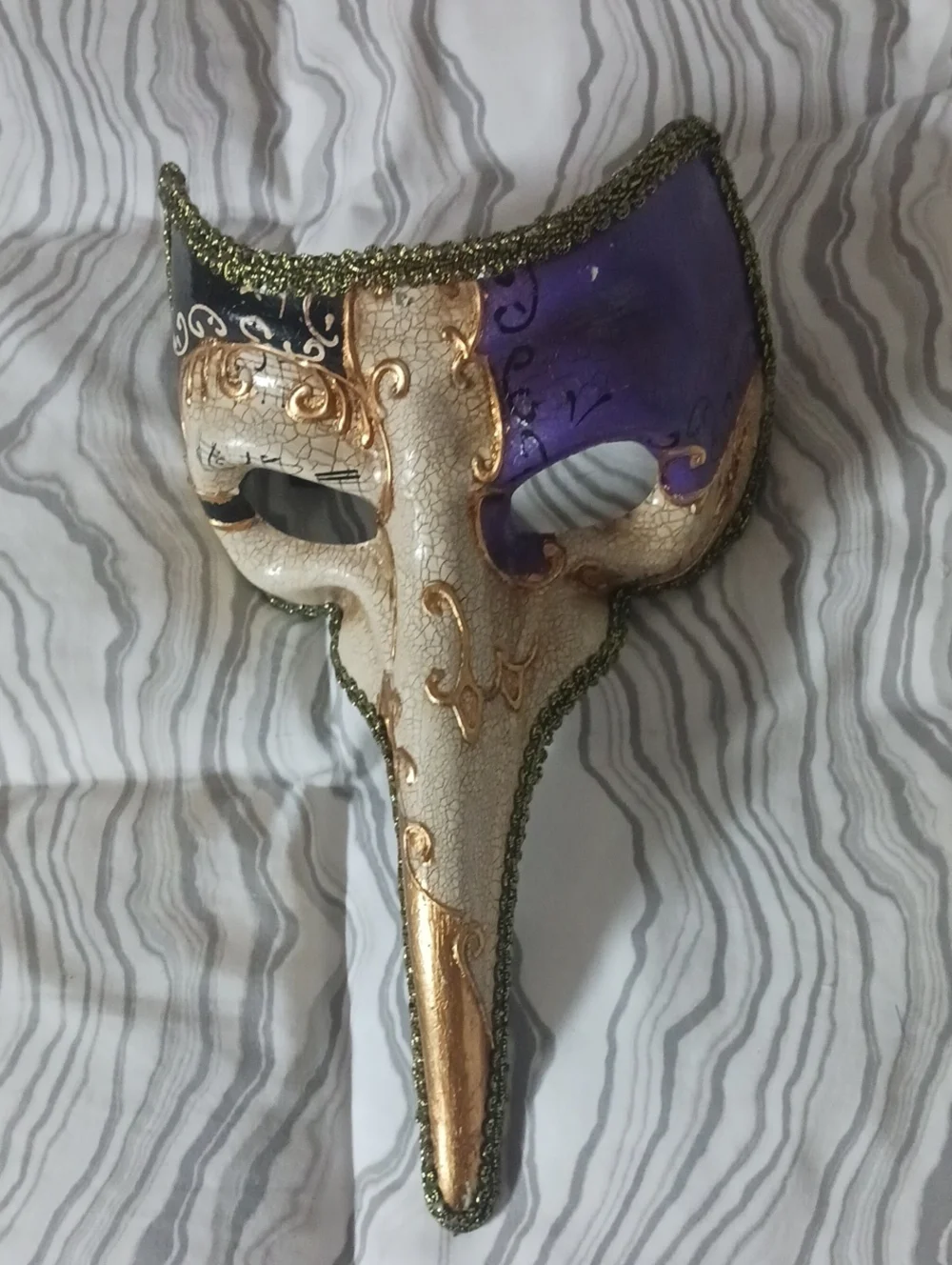 Venetian Long-Nose Masquerade Mask in Purple, Black & Gold